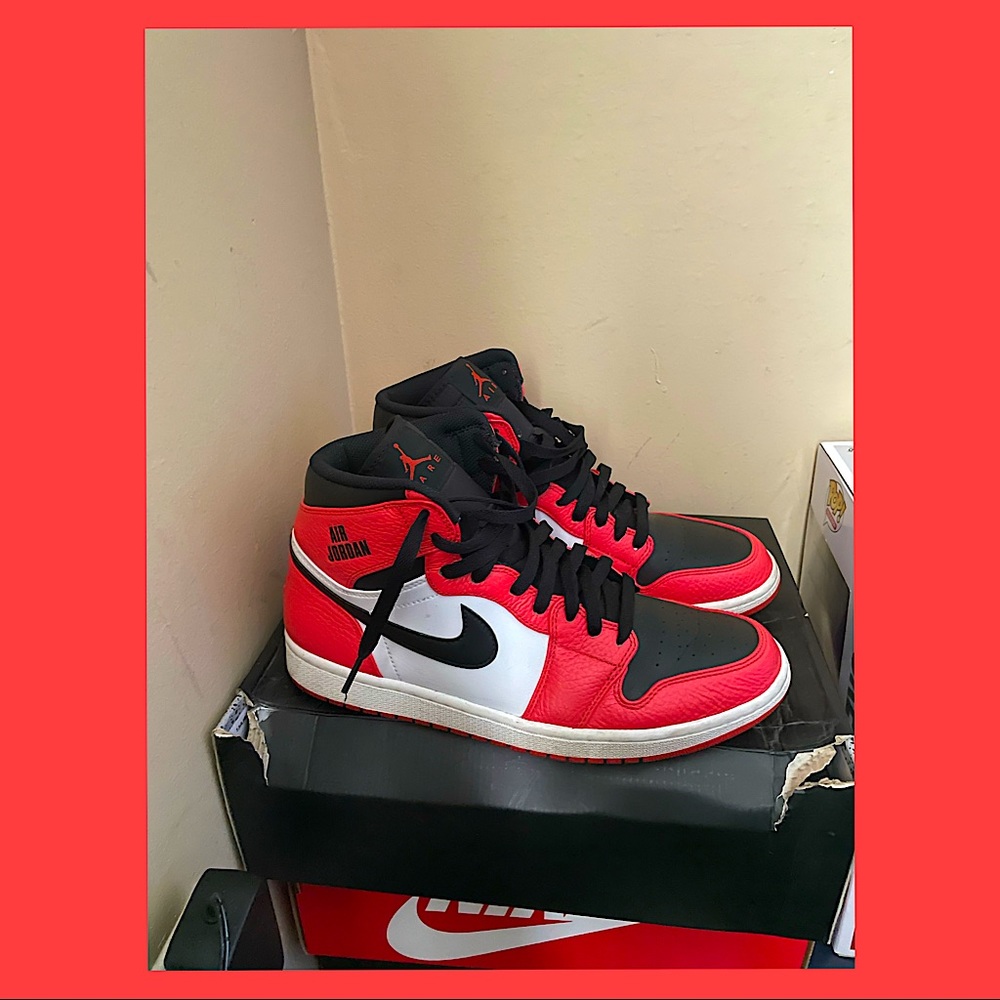 Rare Air Jordan 1s Max Orange